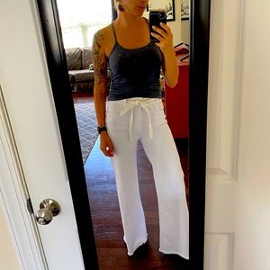 Frame Denim 27 Wide Leg White Jeans